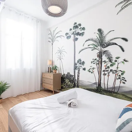 Lovely 2 Bdr Harbor Apartment *